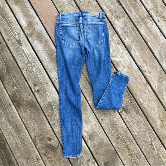 Joe’s Lonnie Jean - Picture 9 of 10